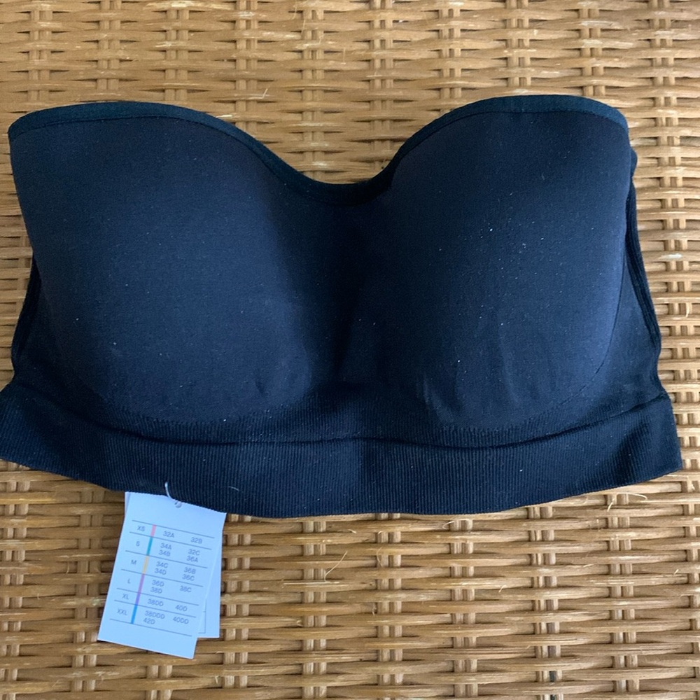Auden Black Strapless Bra size medium